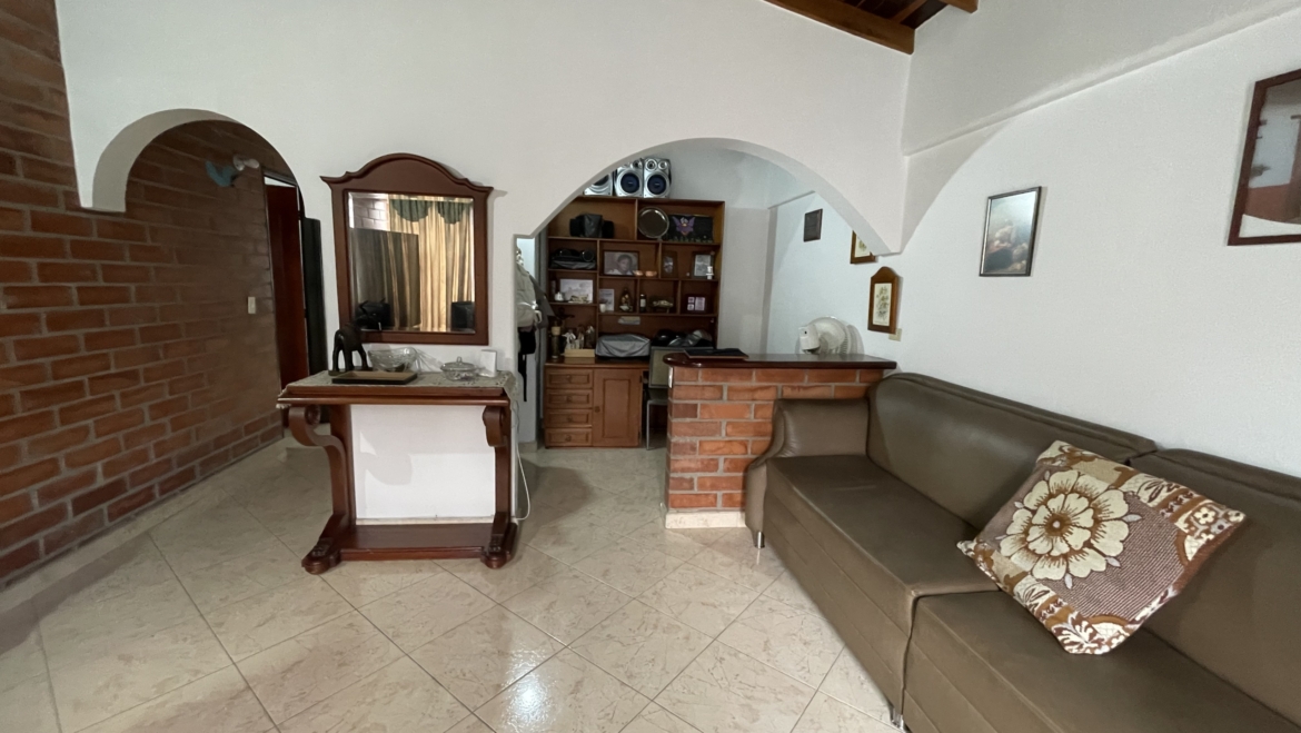 Venta de Apartamento en La Floresta La Pradera Medellin