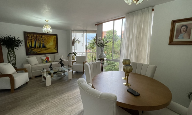 Venta de Apartamento en La Loma de Los Bernal Medellin