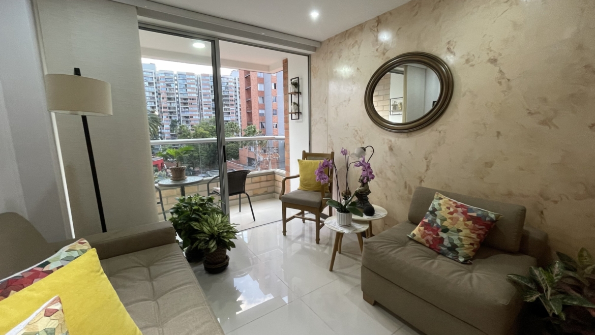 Venta de Apartamento en La Loma de Los Bernal Medellin